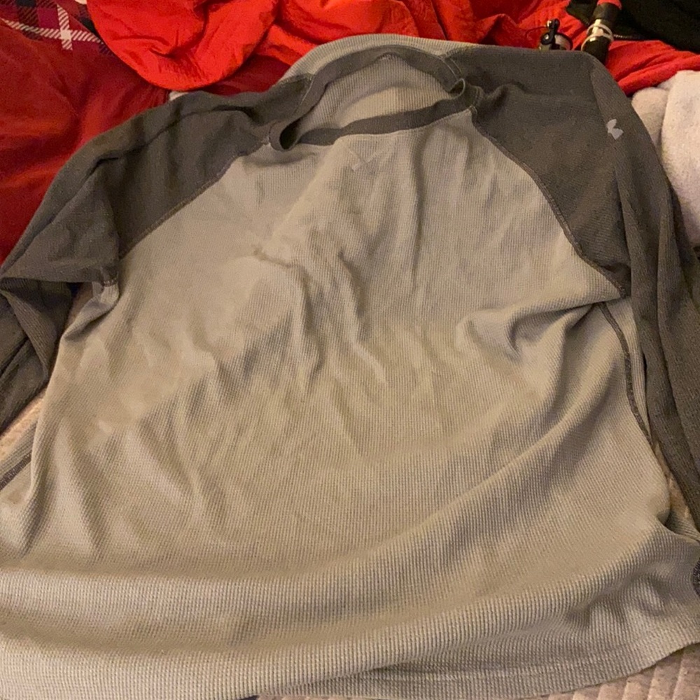 Men’s long sleeved shirt